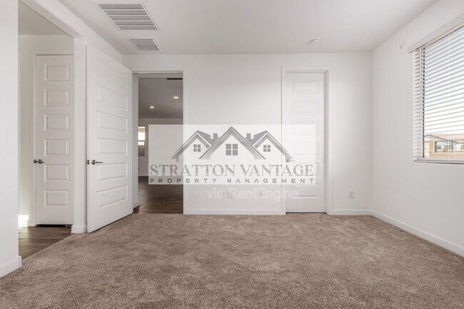 Building Photo - 36595 W Mediterranean Way