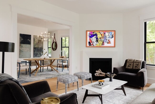 Building Photo - 21 Walnut St