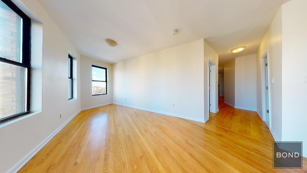 Building Photo - 620 W 171st St
