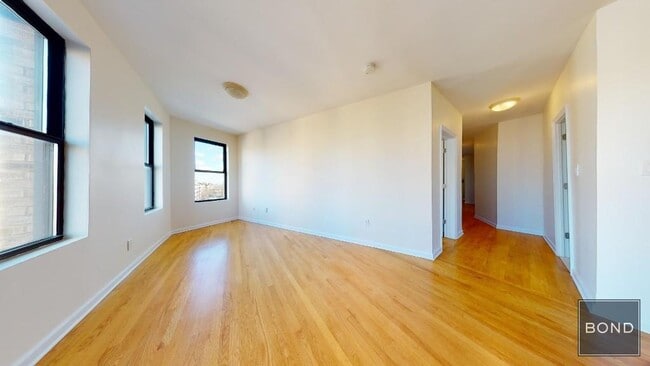 Building Photo - 620 W 171st St