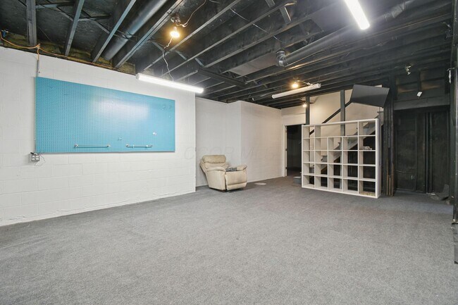 Building Photo - 50 Homestead Dr