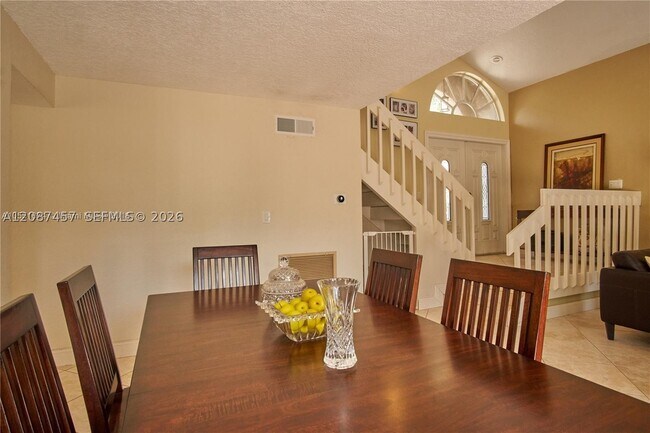 Building Photo - 11724 SW 92nd St