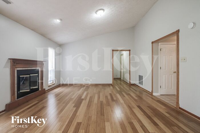Building Photo - 3408 Crickwood Dr