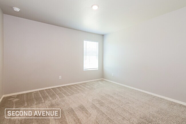 Building Photo - 5915 Nyquist Wy