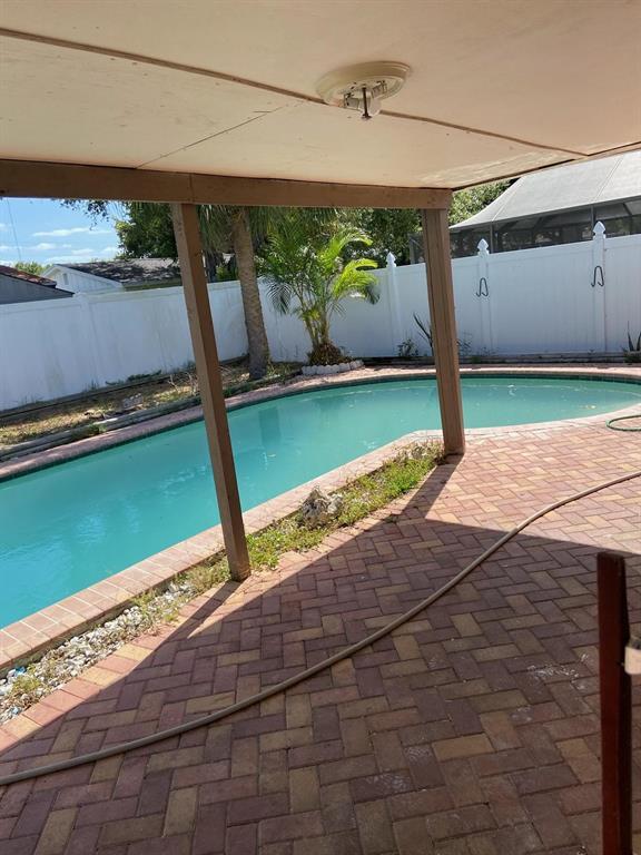 Building Photo - 3600 Beacon Square Dr