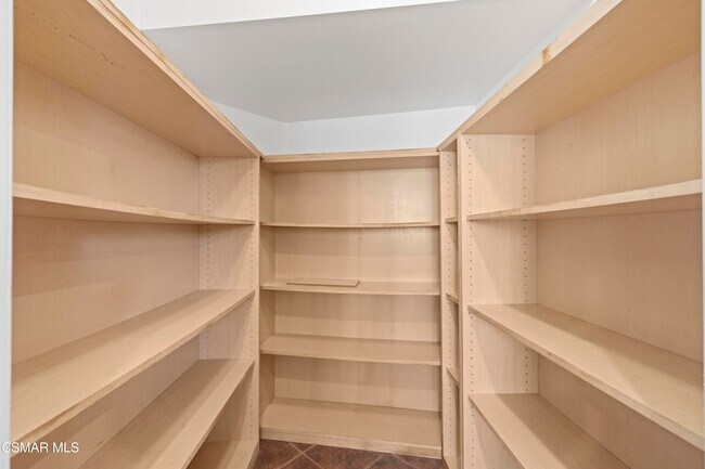 Building Photo - 287 Golden Fern Ct