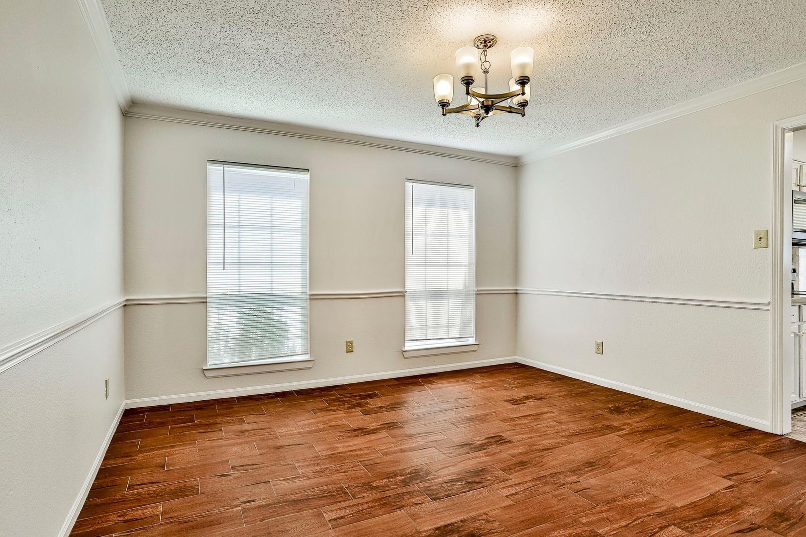 Building Photo - 5504 Big Bend Dr