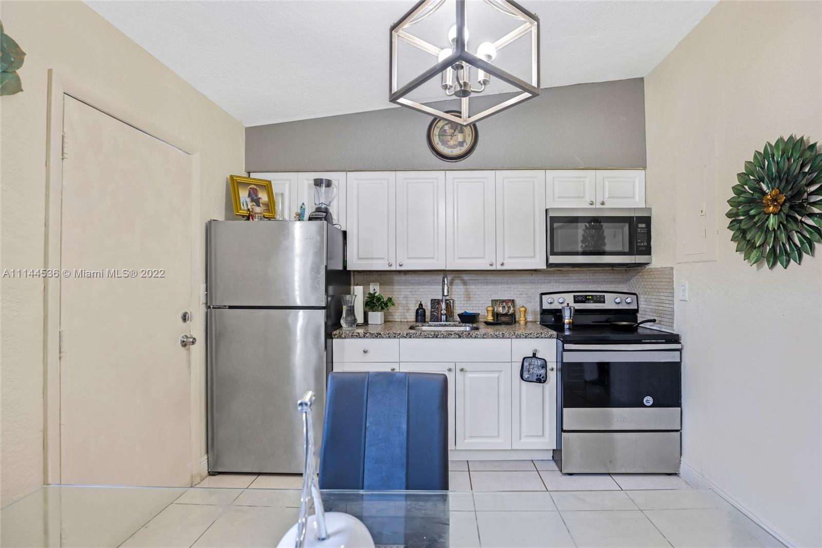 Building Photo - 2165 NW 23rd St