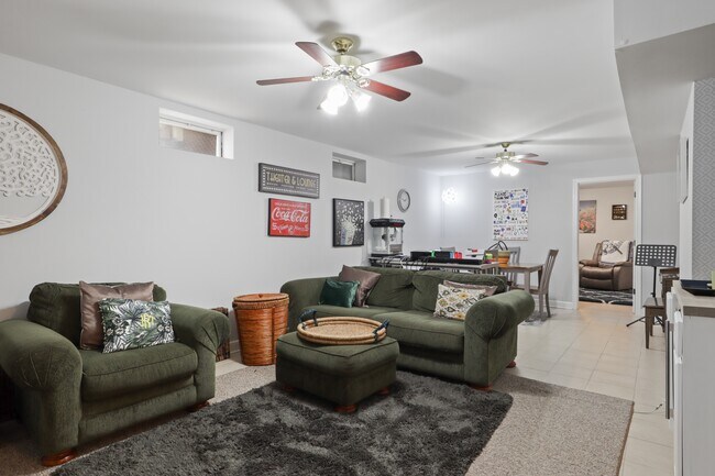 Building Photo - 47627 Rhyolite Pl