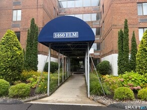 Building Photo - 1460 Elm St