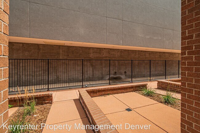 Building Photo - 2 br, 2.5 bath House - 1473 27th Street