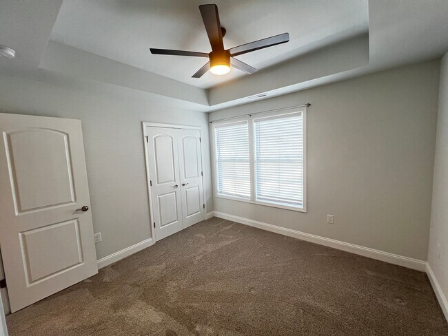 Building Photo - Available Now! - Pet Friendly 2 Bedroom, 2.5 Bath Townhome at Market Common! Cable and Internet I...