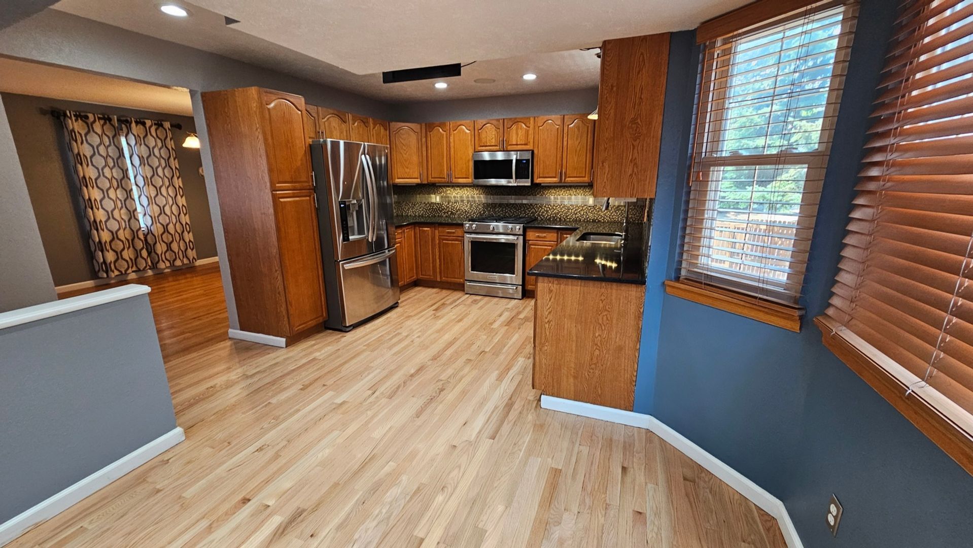 Building Photo - 17703 E Bellewood Dr