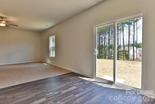 Building Photo - 6136 Ahoskie Dr