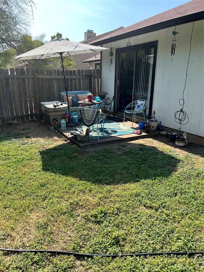 Building Photo - 13357 Water Oak Ln