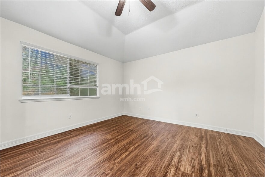 Building Photo - 9151 Autumn Harvest Dr