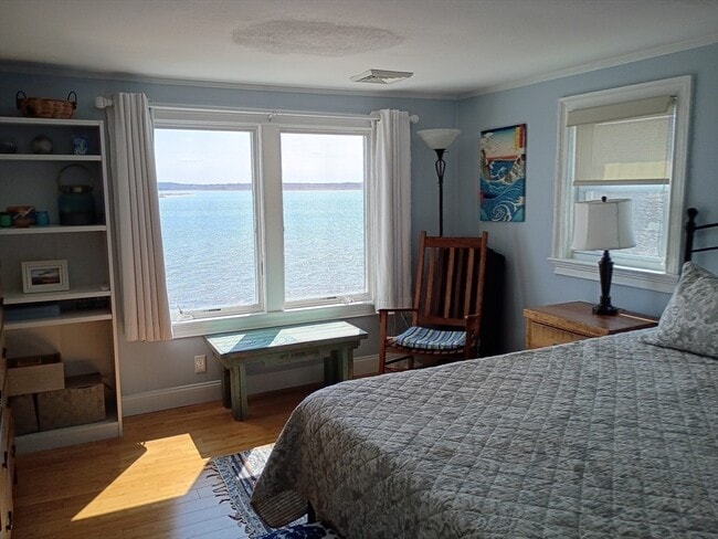 Building Photo - 39 Harbor St