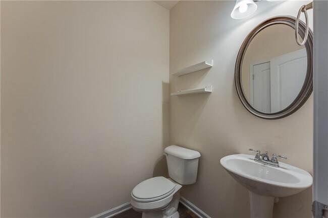 Building Photo - 5317 Burrus Ln