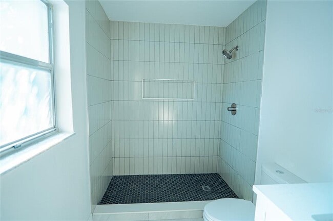 Building Photo - 1262 Jeffords St