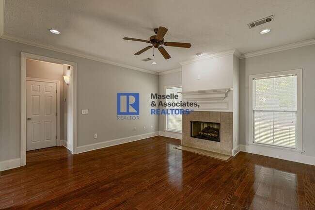 Building Photo - 3 Bed/2 Bath Home in Madison in Devlin Spr...
