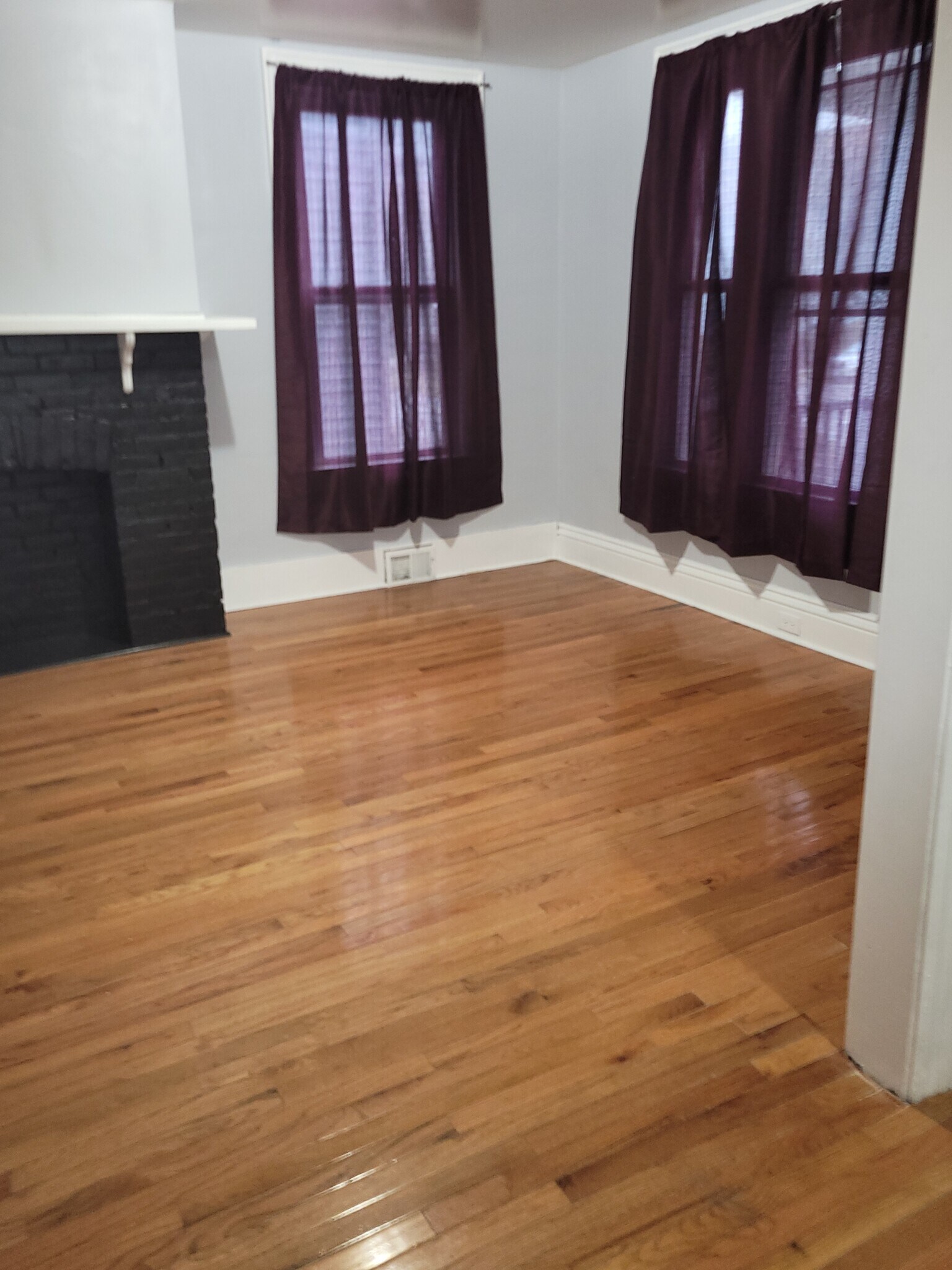 Building Photo - 376 W Delavan Ave