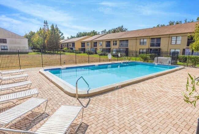 Building Photo - 5125 Puritan Cir