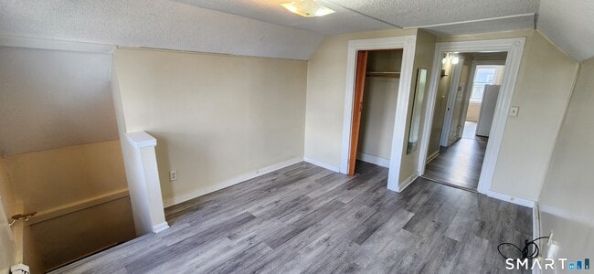 Building Photo - 214 Blohm St