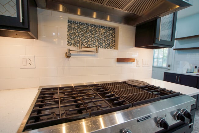 Building Photo - 5705 Katha Dr