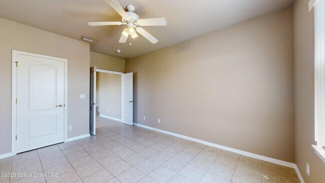 Building Photo - 916 Ocaso Ln