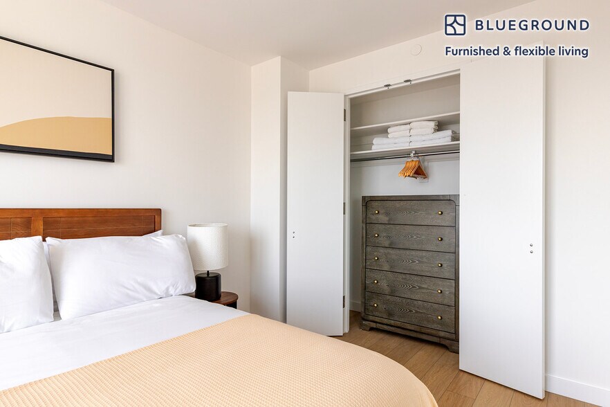 Building Photo - 1-15 57th Avenue-SI FL5-ID2022