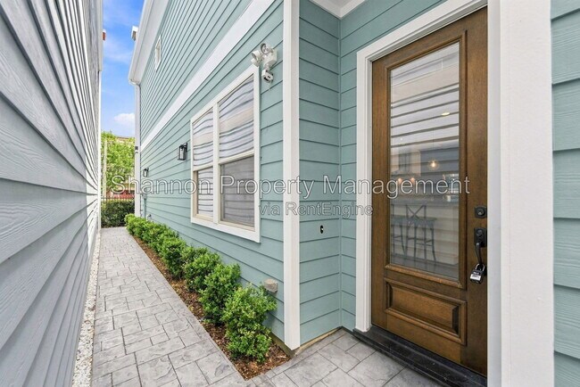 Building Photo - 1531 Dorothy St