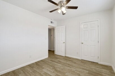 Building Photo - Single story corner home features 3 beds, 2 bathrooms