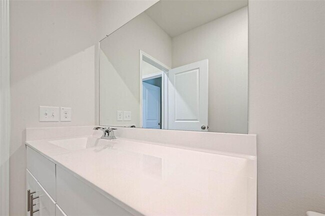 Building Photo - 16131 Kingfield Haven Dr