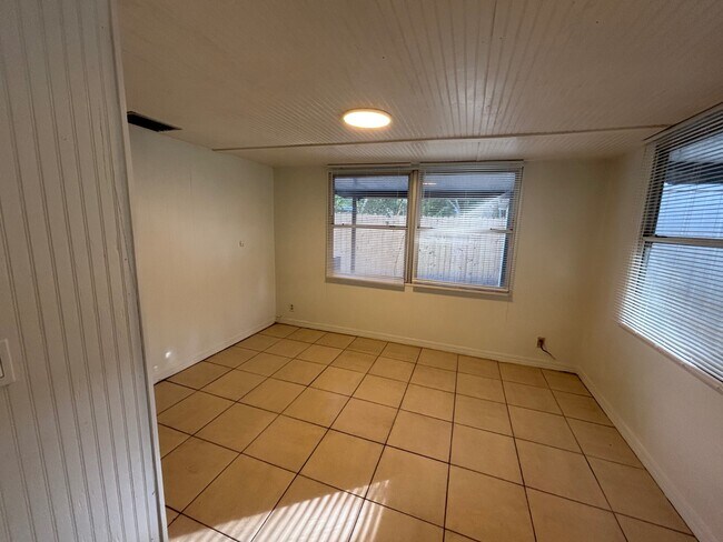 Building Photo - 5299 32nd Terrace N