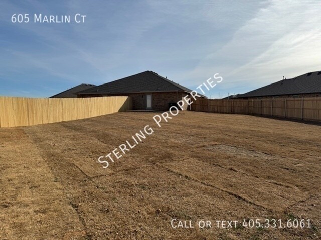 Building Photo - 605 Marlin Ct