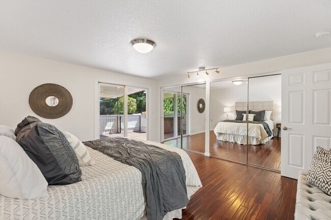 Building Photo - Stylish 3BR Beaverton Ranch w/ RV Parking & Hot Tub
