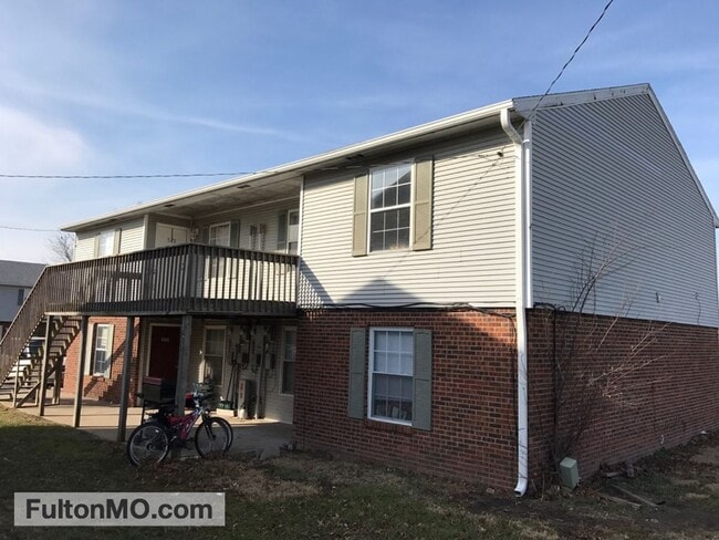 Building Photo - 541 Collier Ln