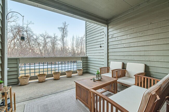 Building Photo - Urban Oasis: Cozy Furnished 1 BDR in Boulder