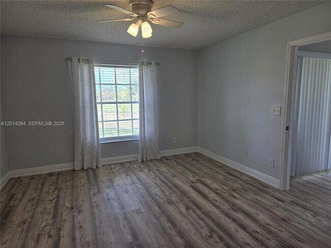 Building Photo - 575 Augusta Blvd