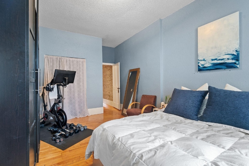 Building Photo - 609 S 9th St