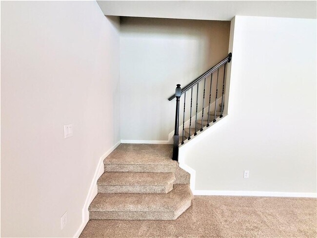 Building Photo - 2465 Matlin Way