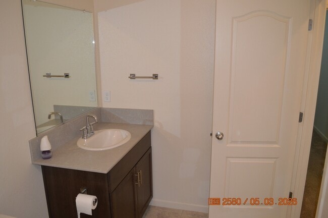 Building Photo - 4220 Freemark Ave