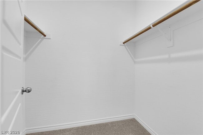 Building Photo - 600 N Carriage Hill Dr