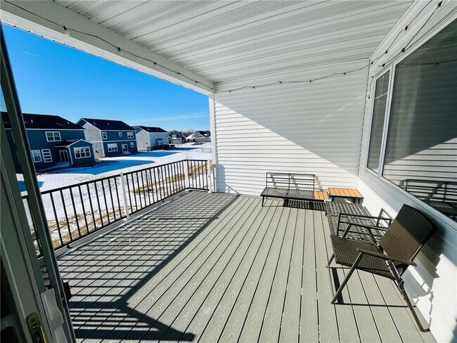 Building Photo - 1935 Mulberry Ln