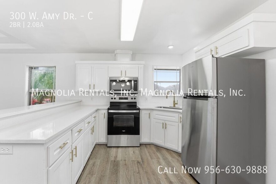 Building Photo - 300 W Amy Dr