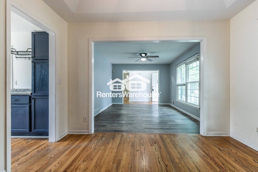 Building Photo - 2707 NE 67th Pl