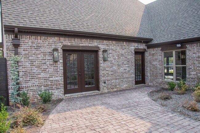 Building Photo - Barrington Park Subdivision