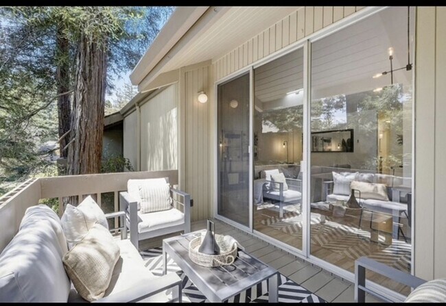 Building Photo - Tranquil Top-Floor End Unit with Stream Views & Resort Amenities — Blocks to Downtown