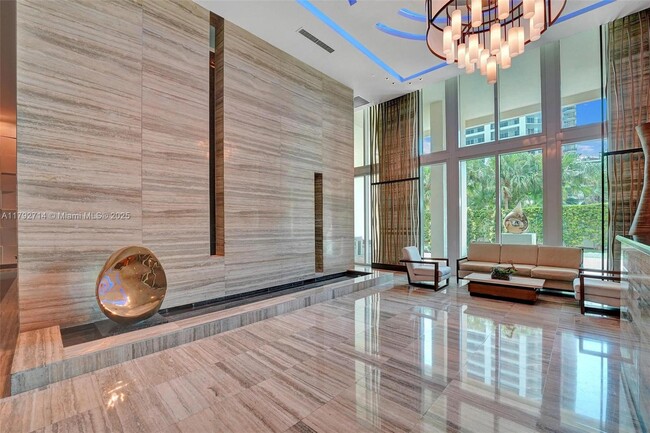 Building Photo - 101 S Fort Lauderdale Beach Blvd
