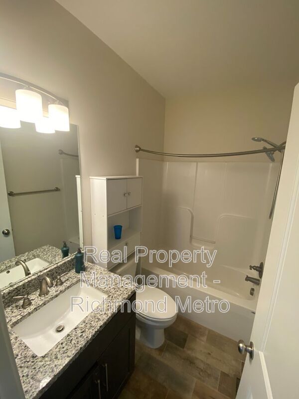 Building Photo - 1322 McDonough St